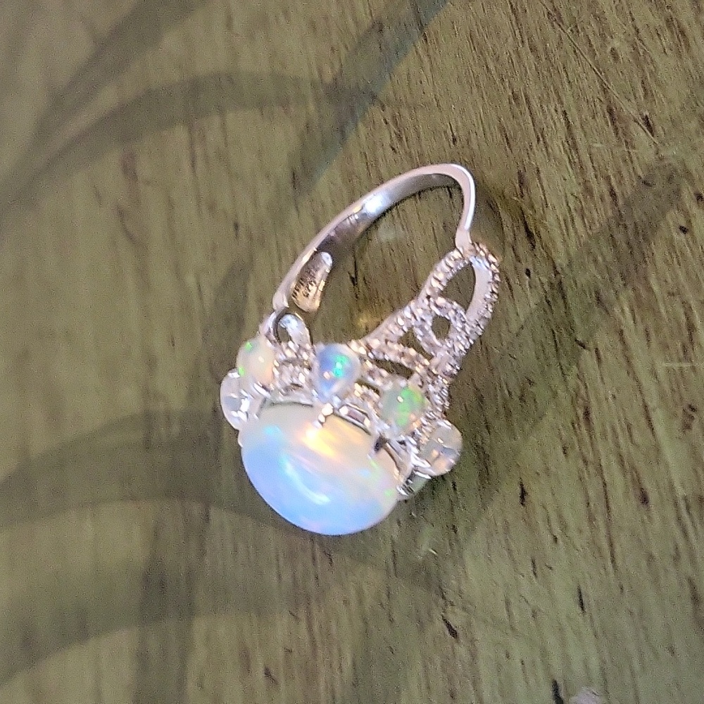 MAGNIFICENT OPAL RING - Picture 6 of 9